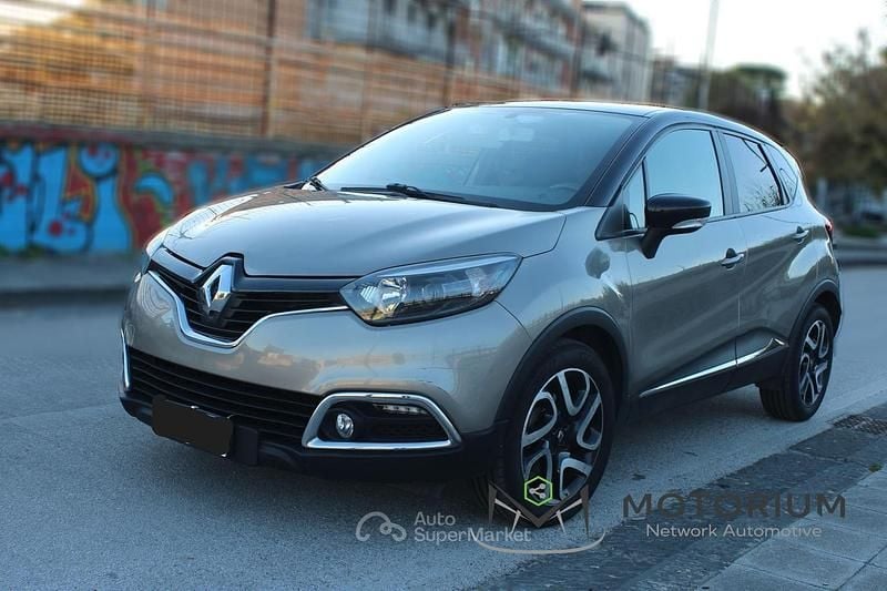 Usata Renault Captur 90 CV (66 kW) 2013 Rosso SUV