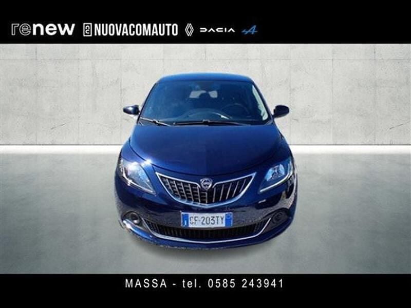 Usata Lancia Ypsilon Gold 70 CV (51 kW) 2021 Blu scuro Utilitaria