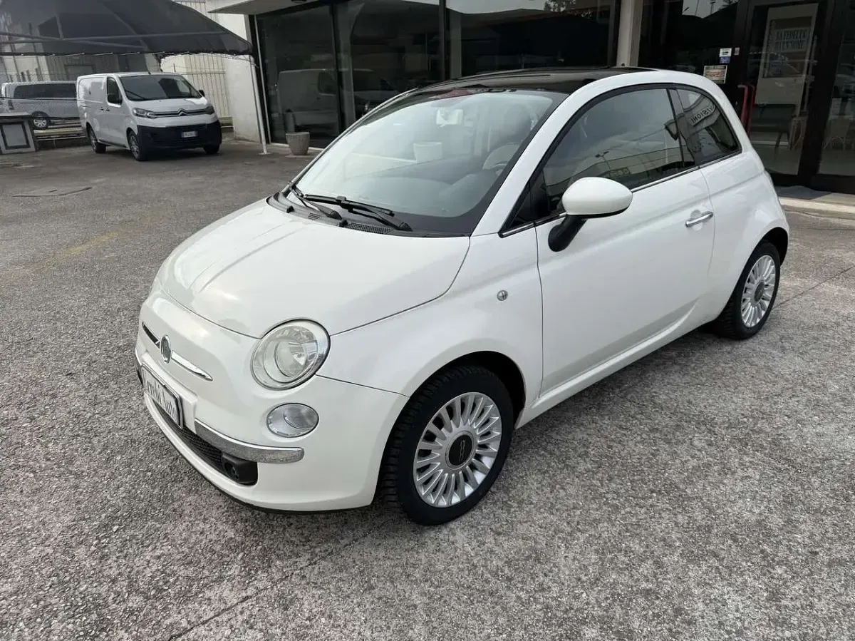 Usado Fiat 500 Lounge 75 CV (55 kW) 2007 Blanco Utilitario