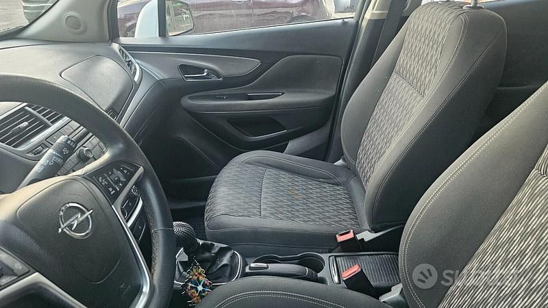 Usata Opel Mokka Cosmo 115 CV (84 kW) 2014 Bianco SUV