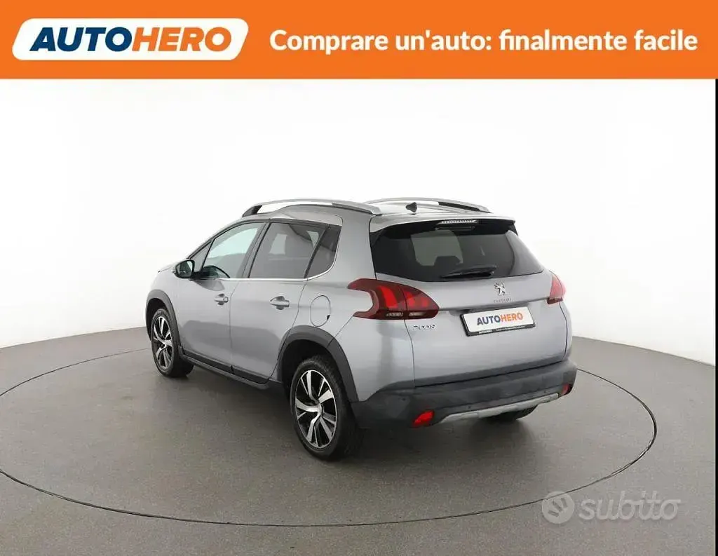 Usata Peugeot 2008 102 CV (75 kW) 2019 Grigio SUV