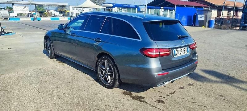 Usata Mercedes E300 Premium 194 CV (142 kW) 2023 Station wagon