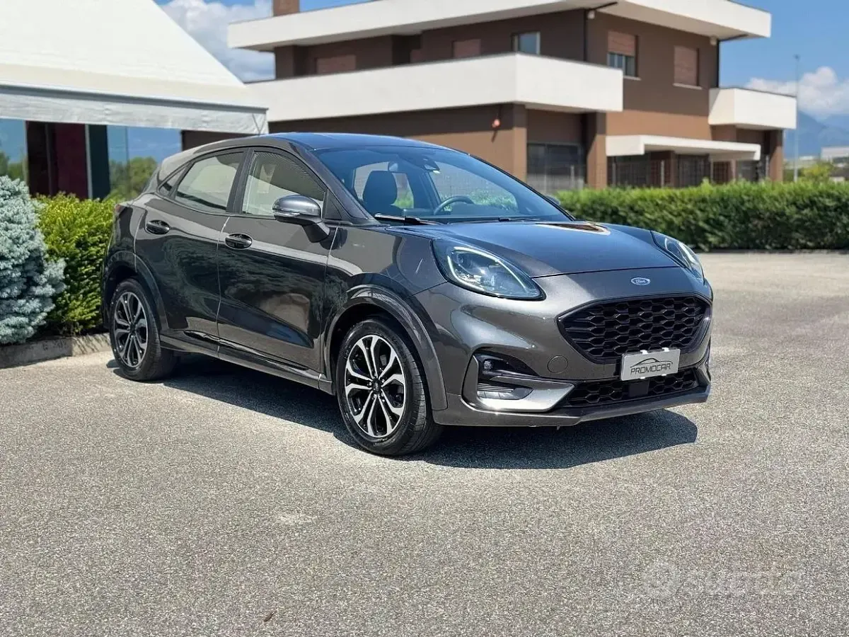 Usata Ford Puma ST-Line 125 CV (91 kW) 2021 Grigio SUV