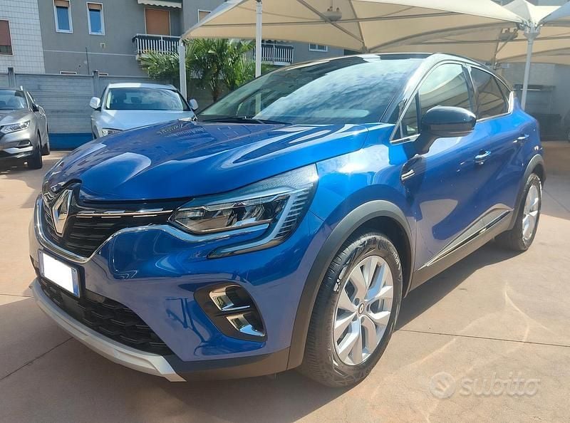 Usata Renault Captur Intens 145 CV (106 kW) 2022 Blu SUV