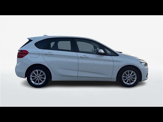 Usata BMW 218 Active Tourer Luxury Line 150 CV (110 kW) 2016 Bianco Monovolume