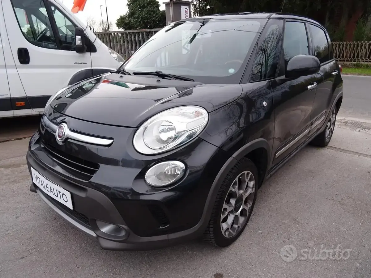 Usata Fiat 500L Trekking 85 CV (62 kW) 2015 Grigio Monovolume