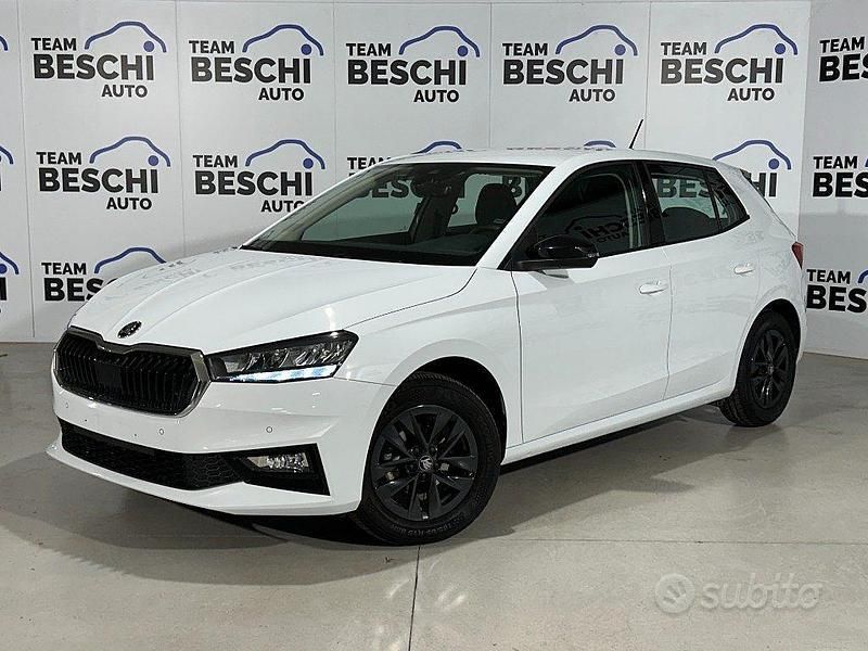 Bianco Usata 2025 Skoda Fabia Tre volumi | 16.900 € (Buon prezzo) - Immagine 1/4