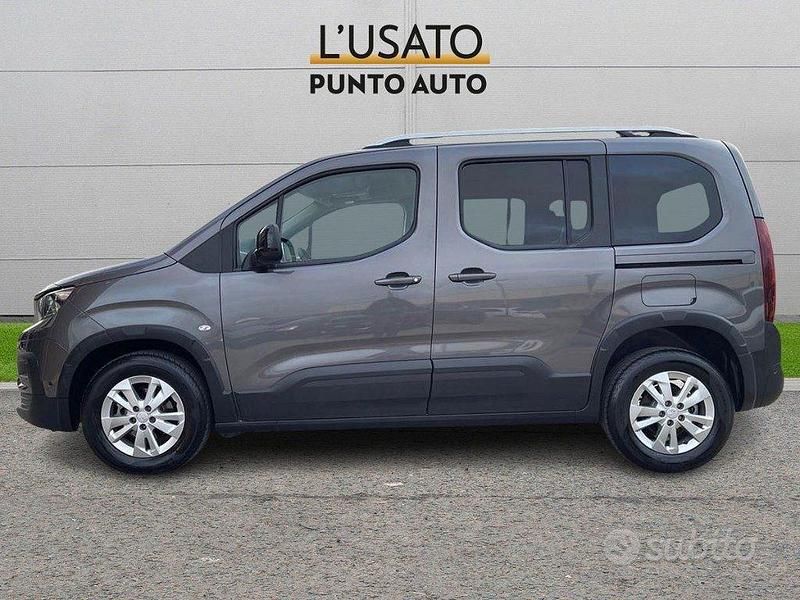 Usata Peugeot Rifter Allure 102 CV (75 kW) 2021 Grigio Monovolume