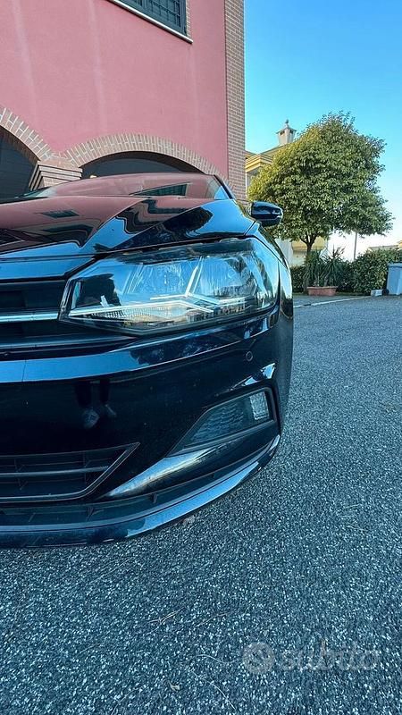 Usata VW Polo Comfortline 65 CV (47 kW) 2018 Nero Berlina