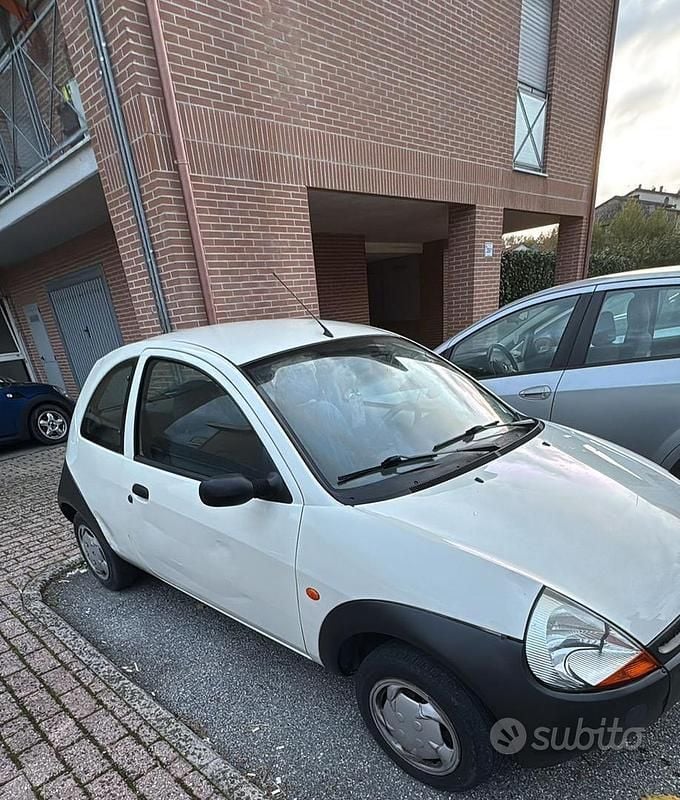 Usata Ford Ka 2001 Bianco Utilitaria