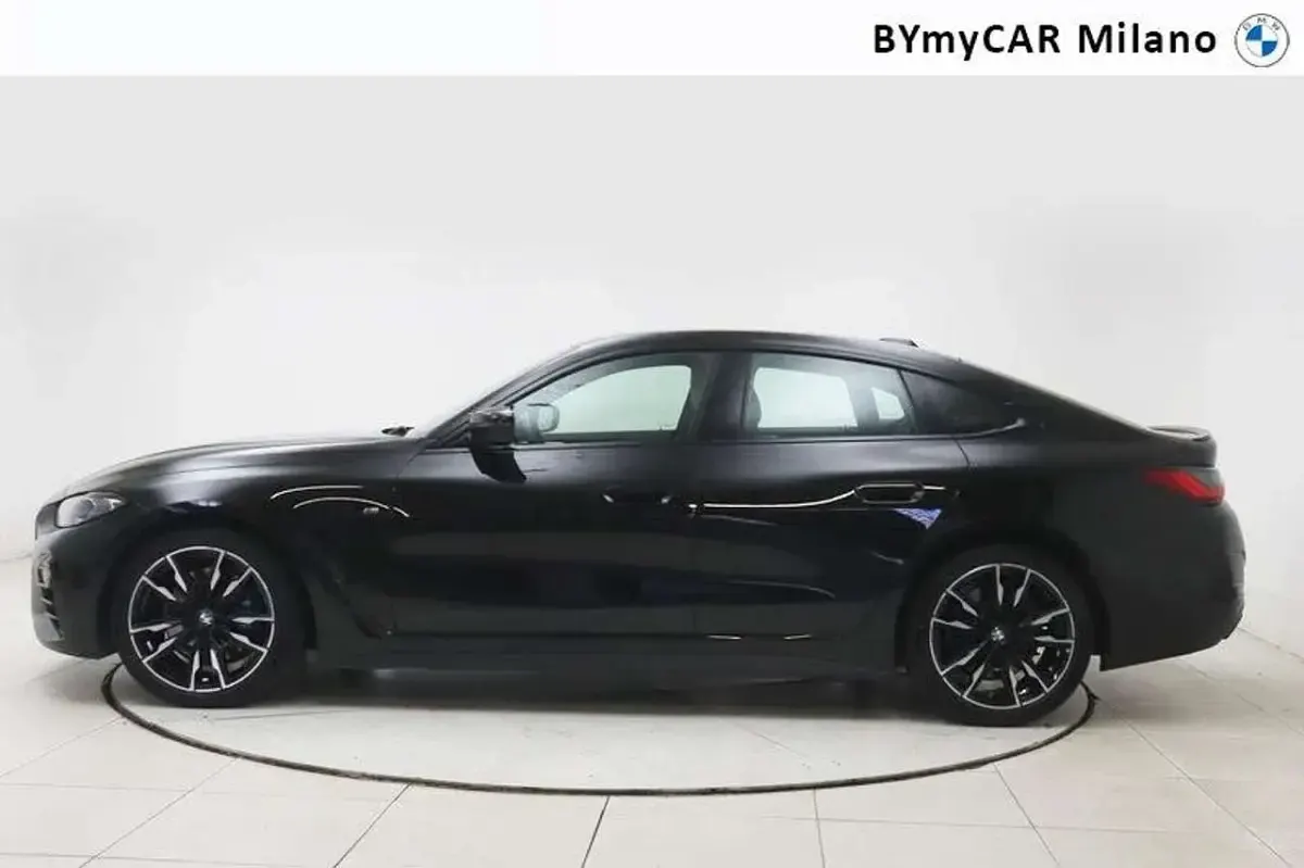 Usata BMW 440 Gran Coupé 374 CV (275 kW) 2022 Nero zaffiro Coupé