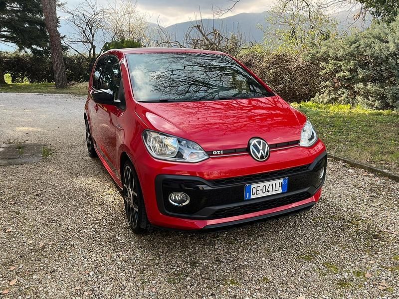 Usata VW up! GTI 116 CV (85 kW) 2021 Rosso Utilitaria