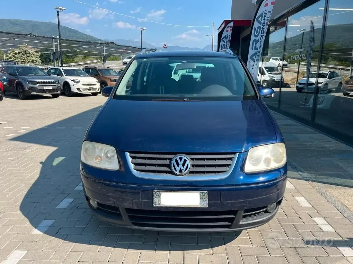 Usata VW Touran Trendline 105 CV (77 kW) 2006 Blu Monovolume