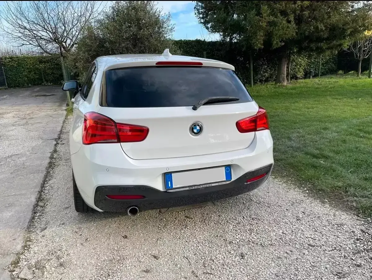Usata BMW 116 M Sport 116 CV (85 kW) 2017 Bianco Utilitaria