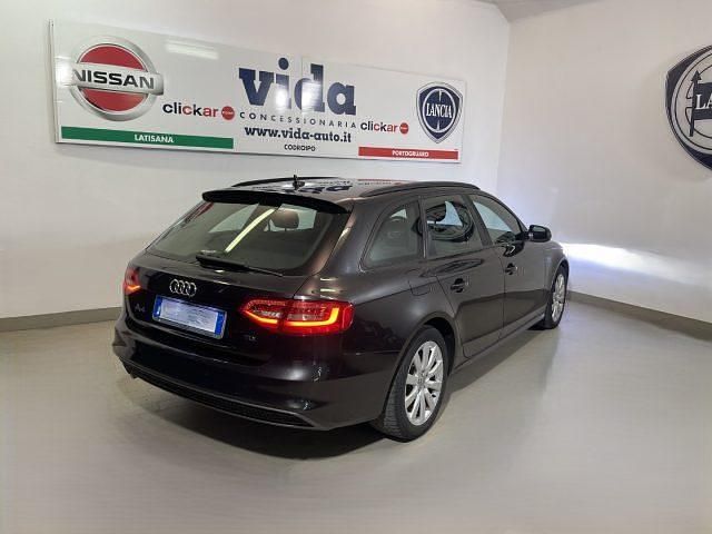 Usata Audi A4 Business 143 CV (105 kW) 2012 Nero / metallizzato Station wagon