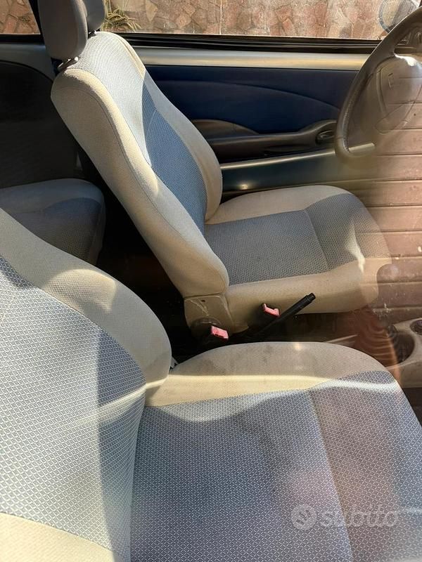Usata Fiat 600 2000 Blu Utilitaria
