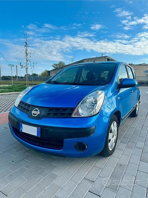 Usata 2007 Nissan Note Monovolume | 3200 € (Buon prezzo) - Immagine 1/4