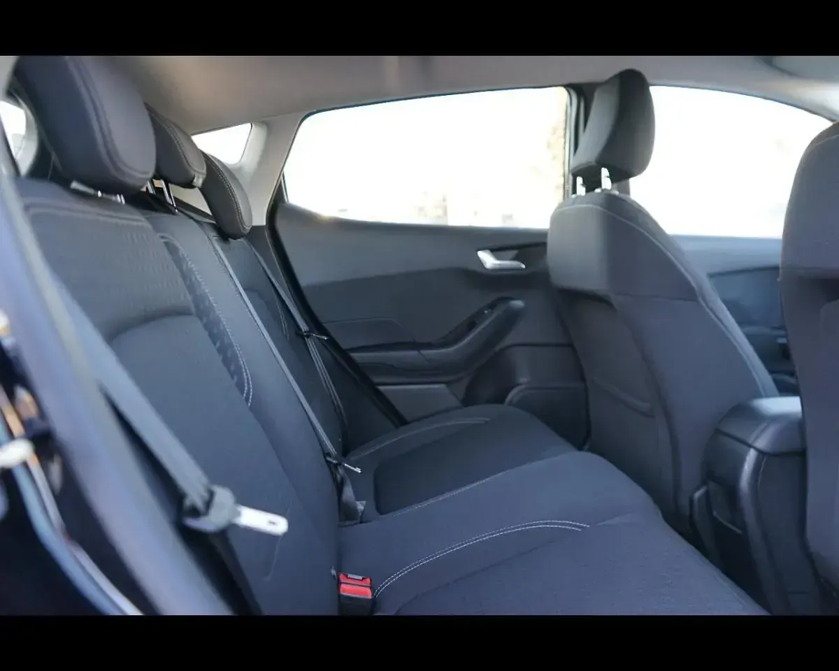 Usata Ford Fiesta 125 CV (91 kW) 2021 Nero Utilitaria