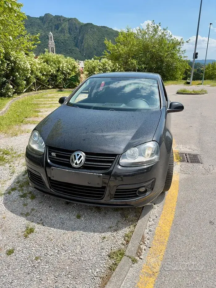 Usata VW Golf V 105 CV (77 kW) 2008 Nero Berlina