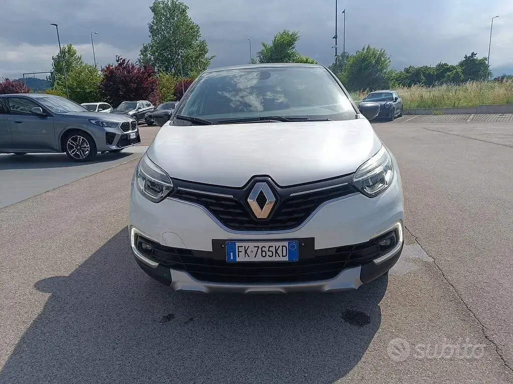 Gebraucht Renault Captur Intens 110 PS (80 kW) 2017 SUV