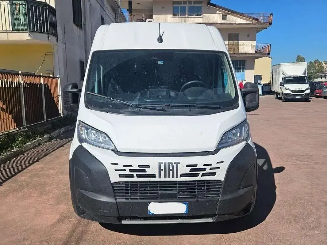 Begagnad Fiat Ducato 179 HK (131 kW) 2024 Vit Van