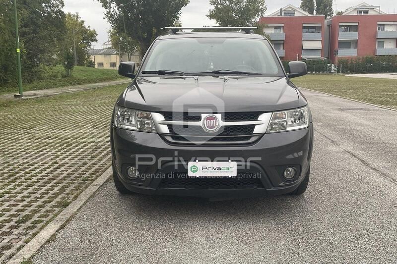 Usata Fiat Freemont Black Code 170 CV (125 kW) 2015 Grigio SUV