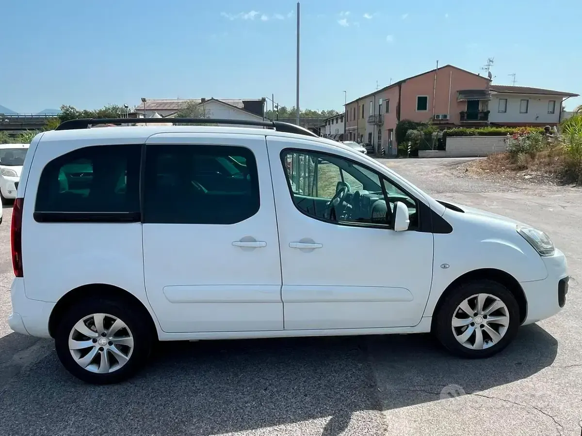 Usata Peugeot Partner Active 99 CV (72 kW) 2019 Bianco Monovolume