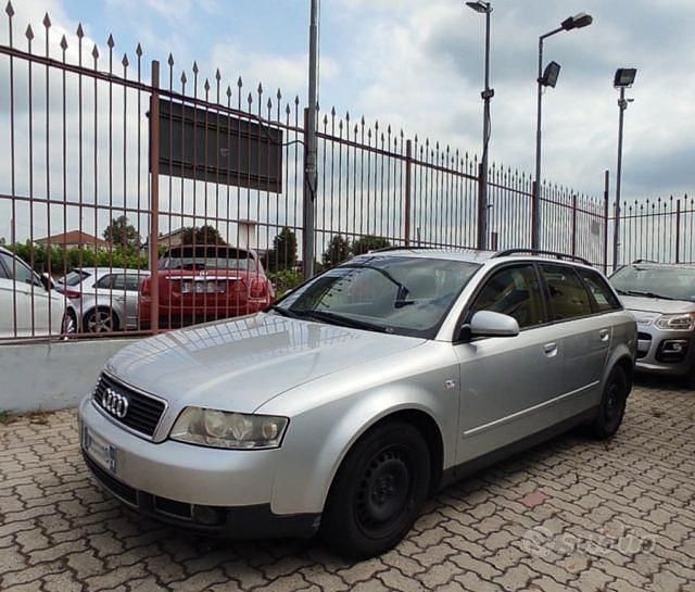 Usata Audi A4 130 CV (95 kW) 2002 Grigio Station wagon