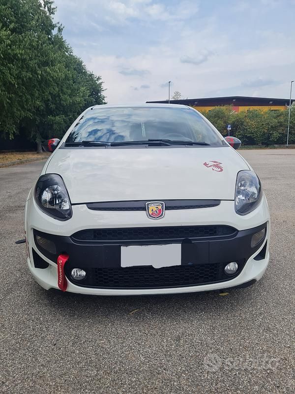 Usata Abarth Punto Evo 165 CV (121 kW) 2011 Bianco Utilitaria