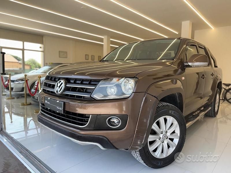 Marrone Usata 2011 VW Amarok Pick-up | 14.400 € (Buon prezzo) - Immagine 1/4