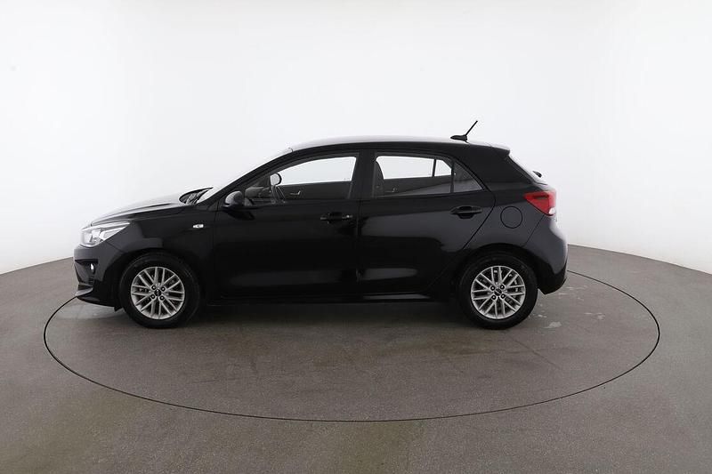 Usata Kia Rio Style 120 CV (88 kW) 2022 Nero