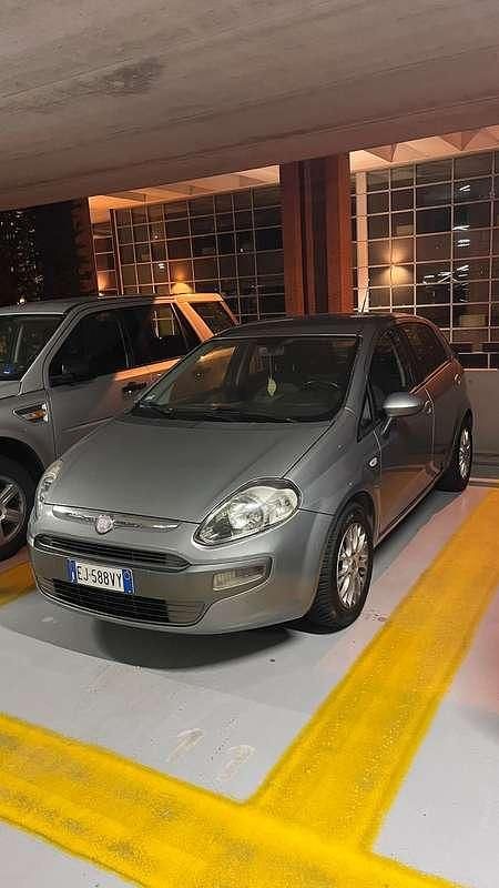 Usata Fiat Punto Evo Active 95 CV (69 kW) 2011 Grigio Utilitaria