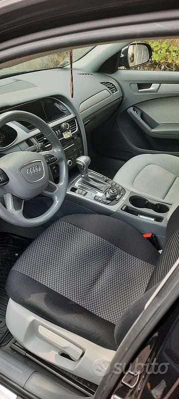 Nero Usata 2013 Audi A4 Station wagon | 9500 € (Buon prezzo) - Immagine 1/4