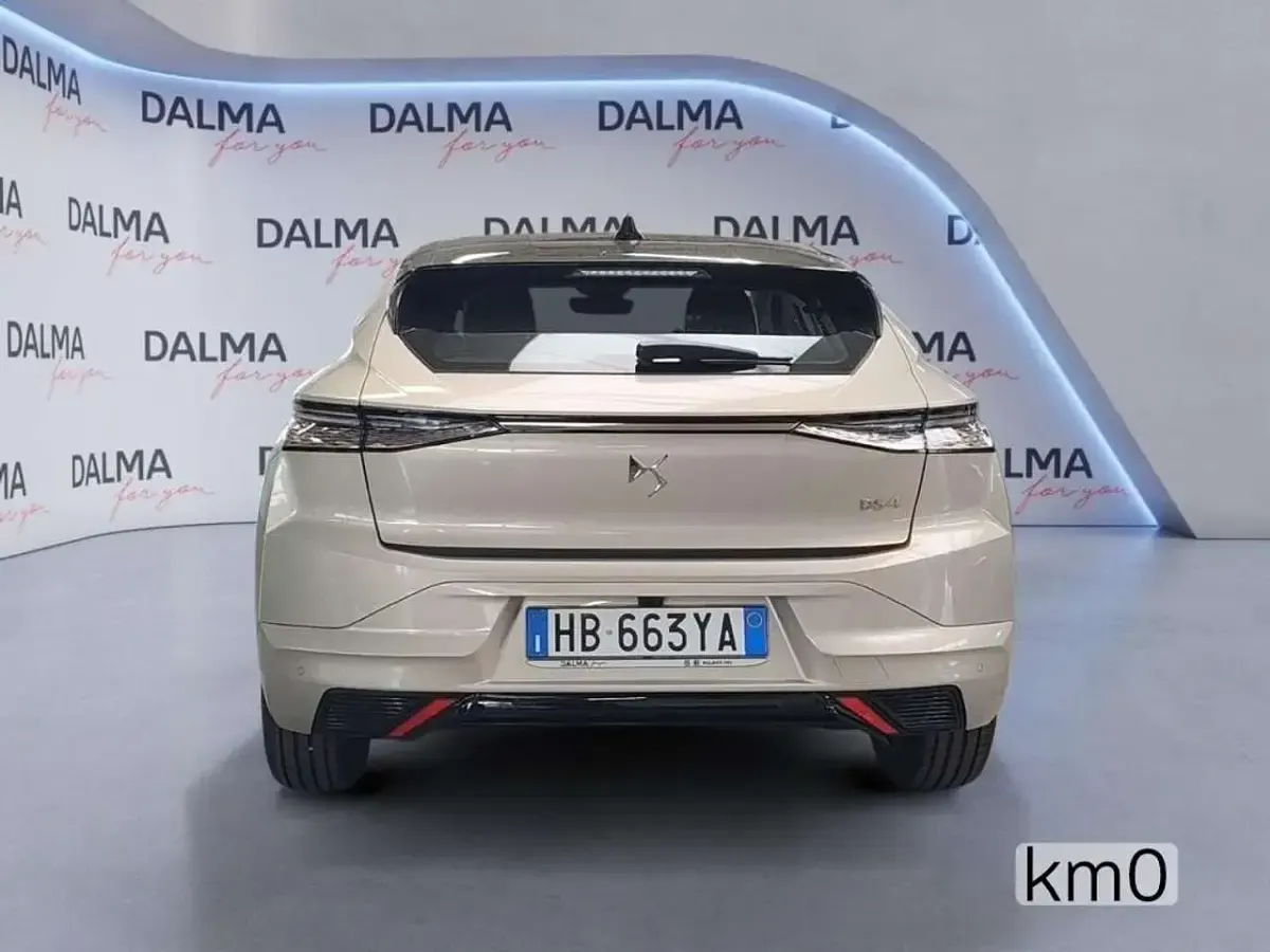 Nuova DS Automobiles DS4 145 CV (106 kW) 2025 Grigio cristallo SUV