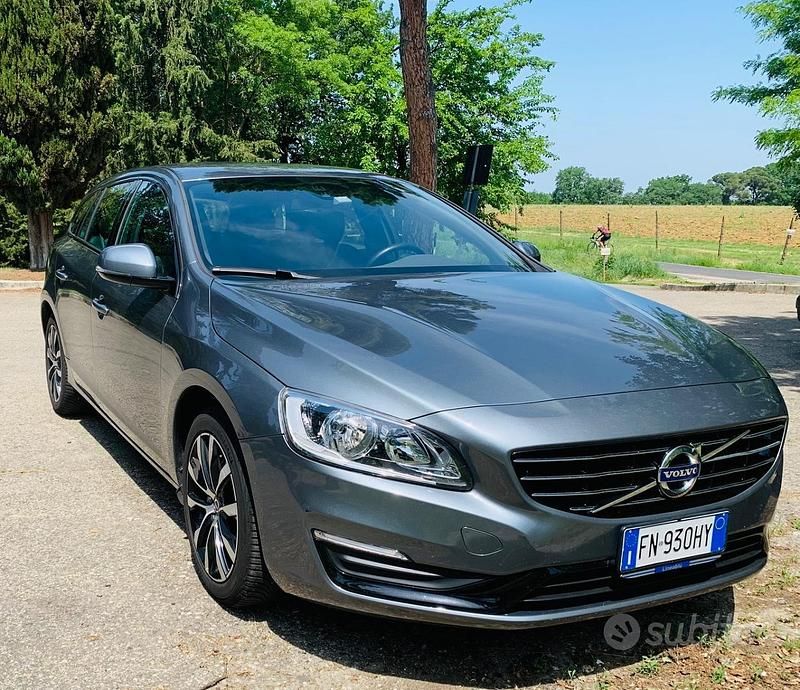 Usata 2018 Volvo V60 Dynamic Station wagon | 9900 € (Buon prezzo) - Immagine 1/4