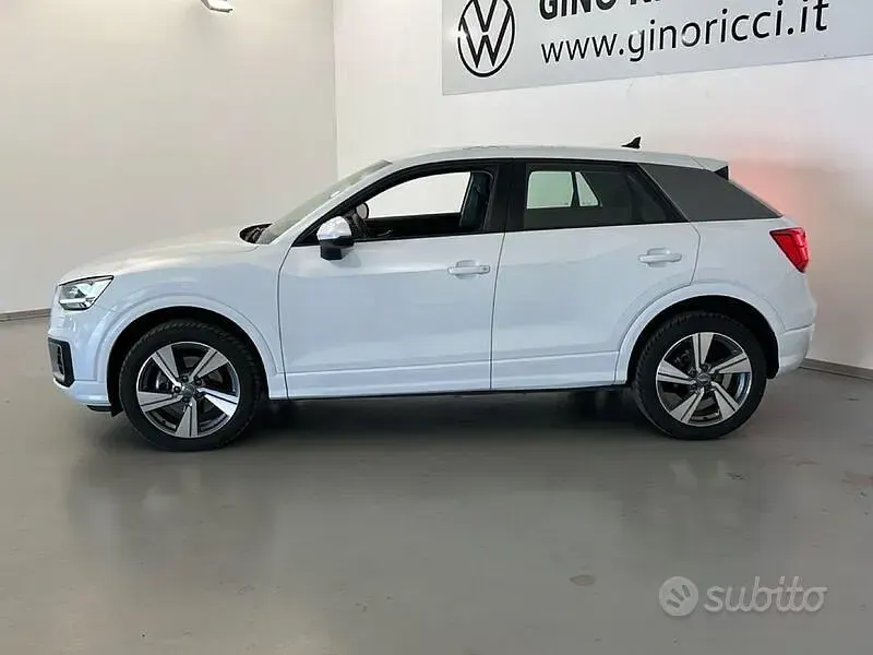 Usata Audi Q2 Admired 116 CV (85 kW) 2018 Bianco SUV