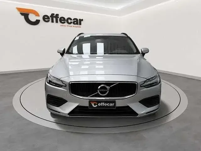 Usata Volvo V60 Business Edition 197 CV (144 kW) 2021 Argento Station wagon