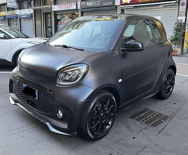 Usata 2021 Smart ForTwo Coupé Utilitaria | 16.000 € (Molto cara) - Immagine 1/4