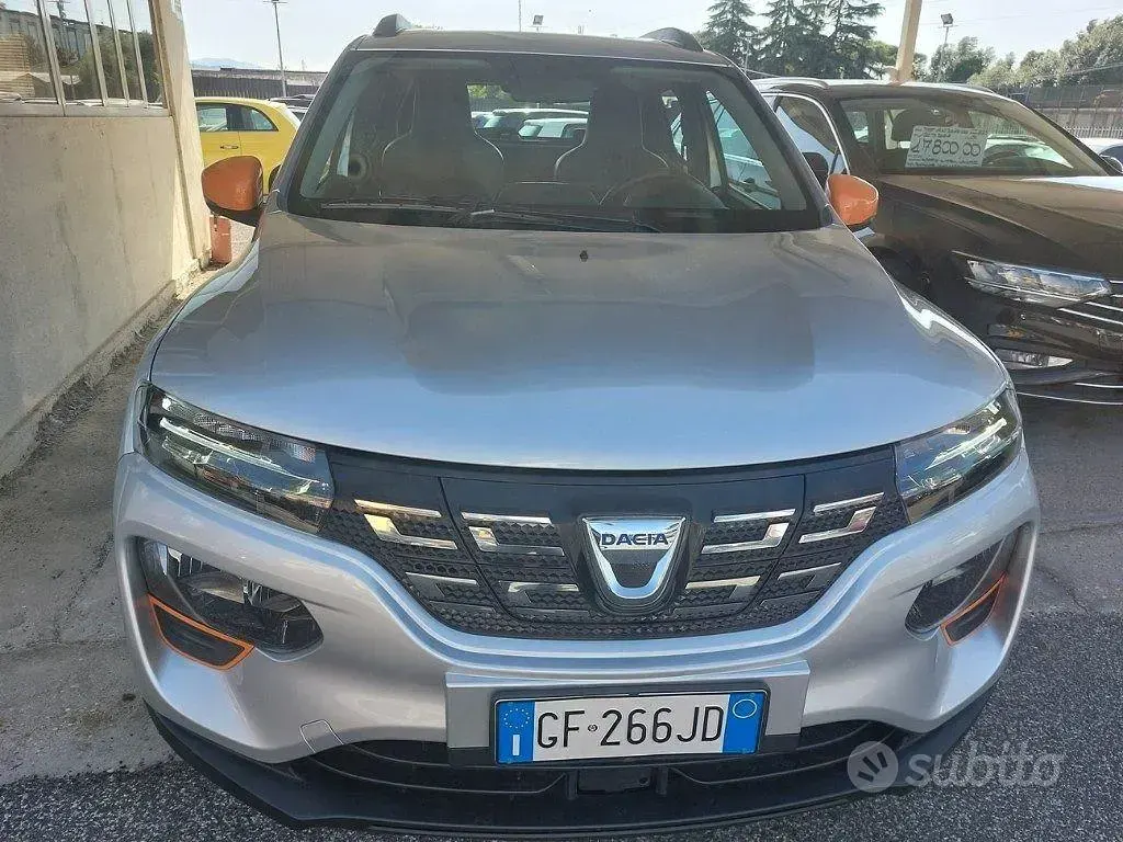 Usata Dacia Spring Comfort 17 kW (24 CV) 2021 Grigio Utilitaria