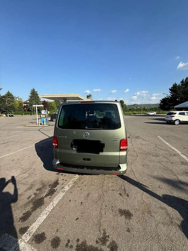 Usata VW Multivan Comfortline 140 CV (102 kW) 2011 Furgone