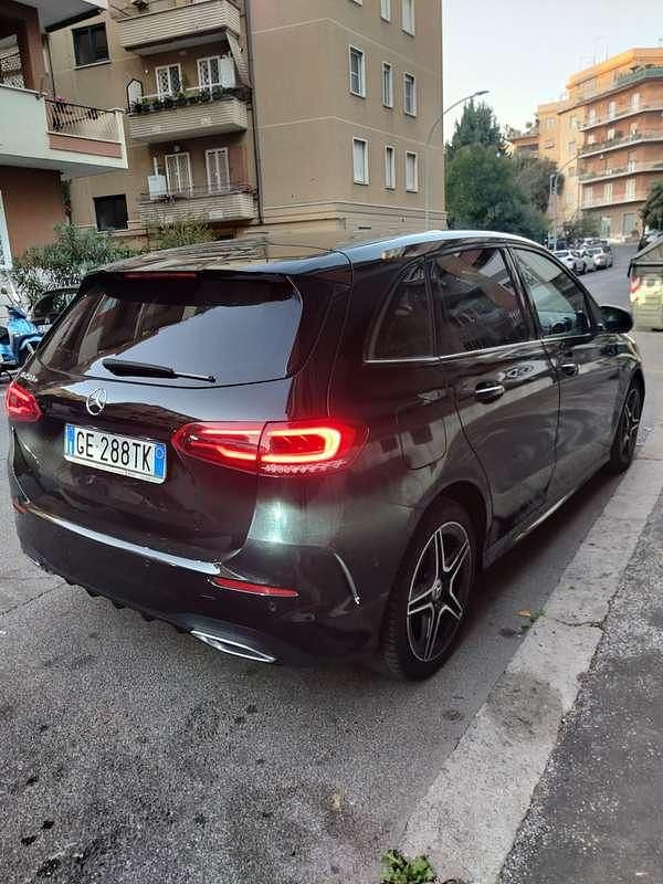 Usata Mercedes B250e 160 CV (117 kW) 2021 Monovolume