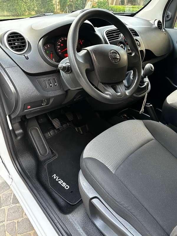 Usata Nissan NV250 95 CV (69 kW) 2021 Bianco Furgone