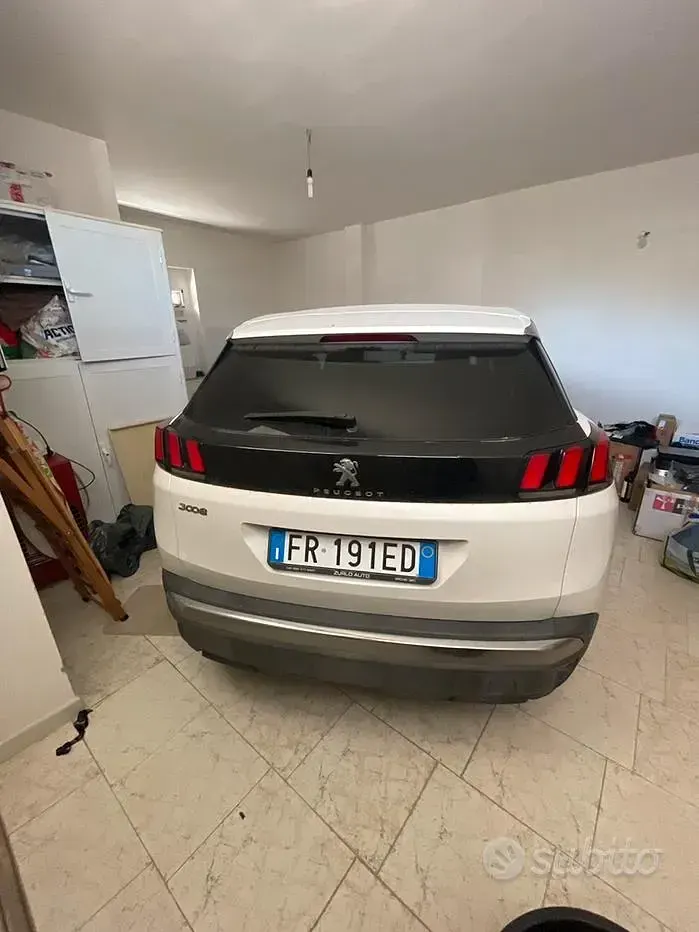 Usata Peugeot 3008 131 CV (96 kW) 2018 Bianco SUV