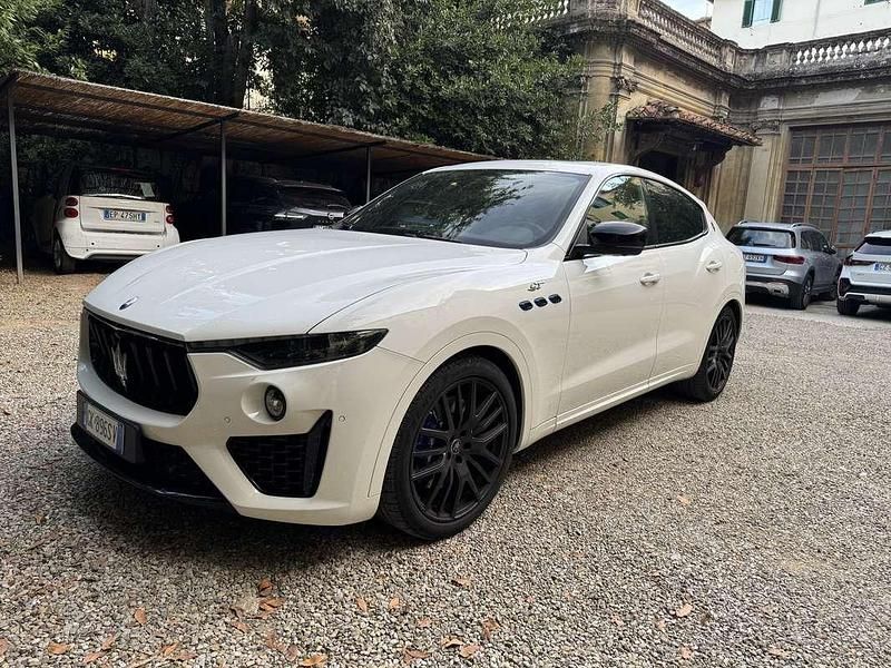 Usata Maserati Levante GT 152 CV (111 kW) 2022 Bianco SUV