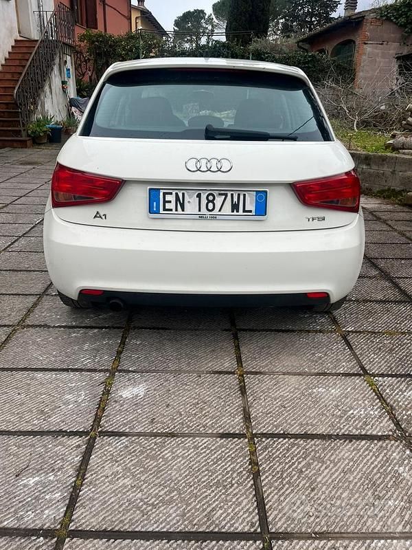 Usata Audi A1 86 CV (63 kW) 2014 Bianco Utilitaria