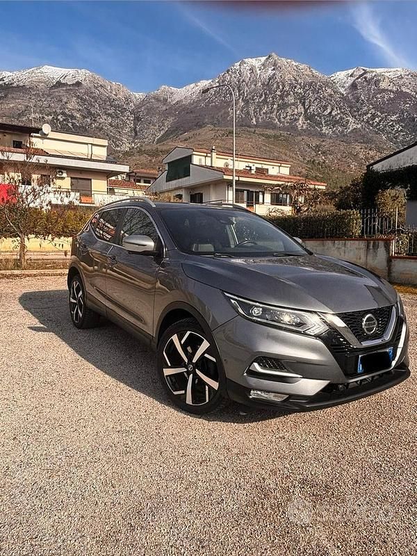 Usata Nissan Qashqai Tekna+ 115 CV (84 kW) 2020 Grigio SUV