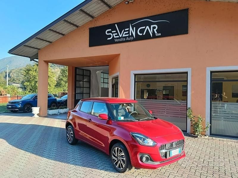 Usata Suzuki Swift 83 CV (61 kW) 2023 Rosso Utilitaria