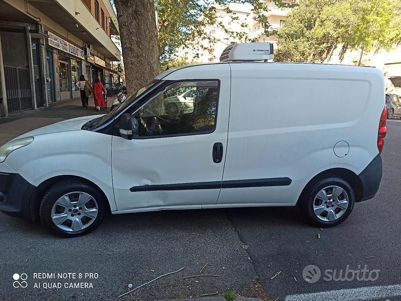 Usata Fiat Doblò 90 CV (66 kW) 2010 Bianco Monovolume