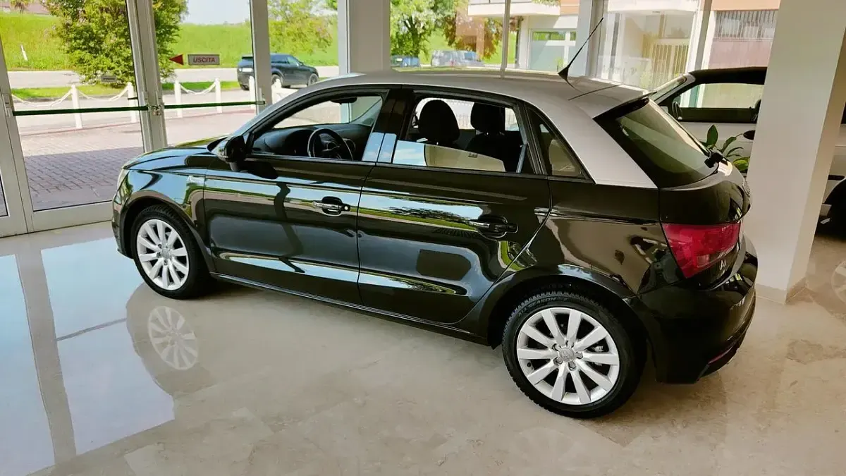Usata Audi A1 90 CV (66 kW) 2016 Nero Utilitaria