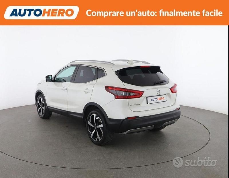 Usata Nissan Qashqai N-Connecta 140 CV (102 kW) 2020 Bianco SUV